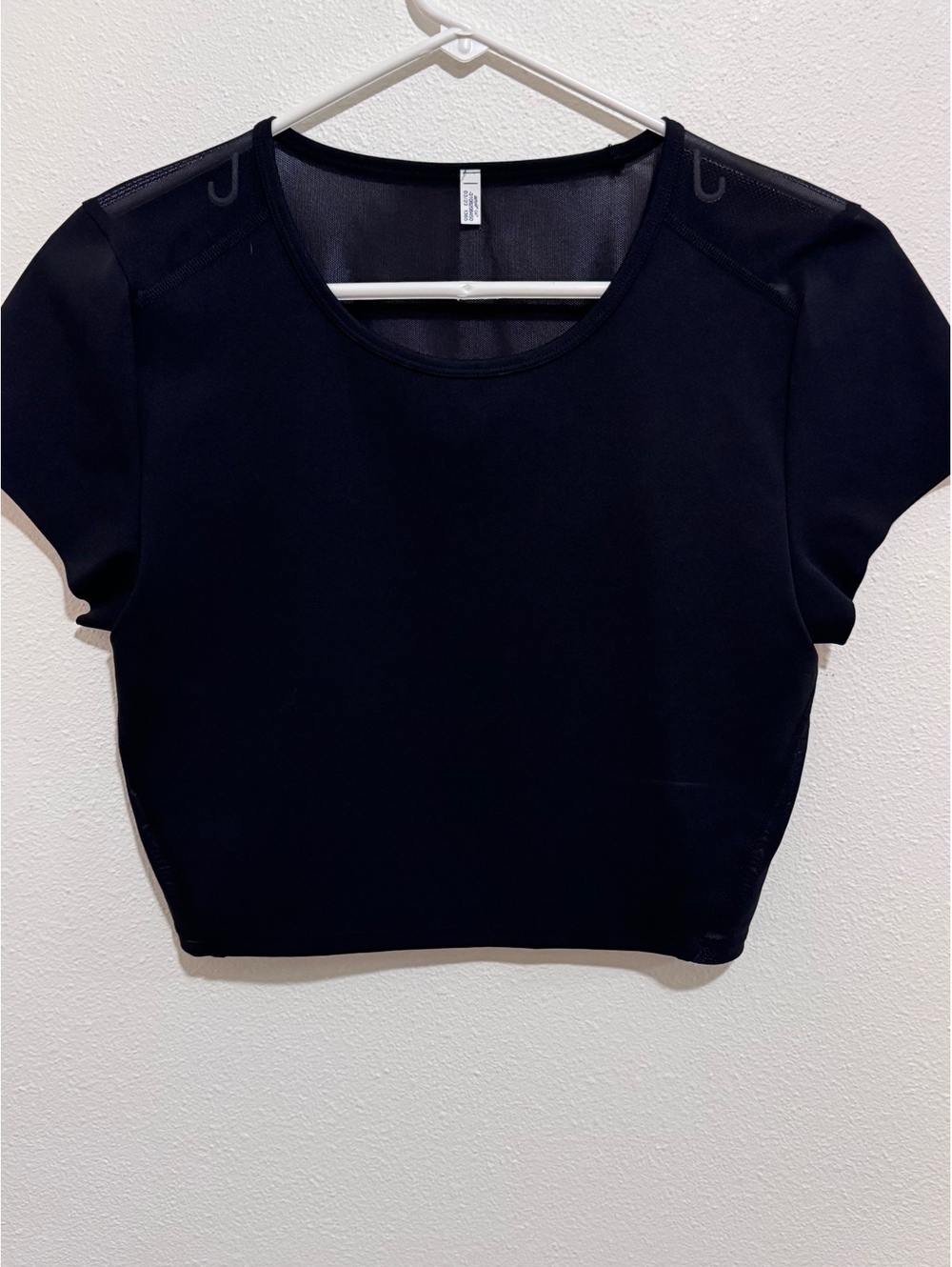 aerie Black Mesh Crop Top, Size large new without tags